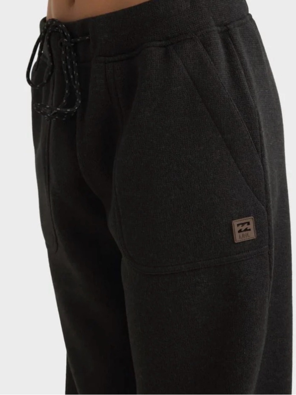 NWT Billabong Mens Warm Black Jogger Sweatpants with Front Pockets in Medium